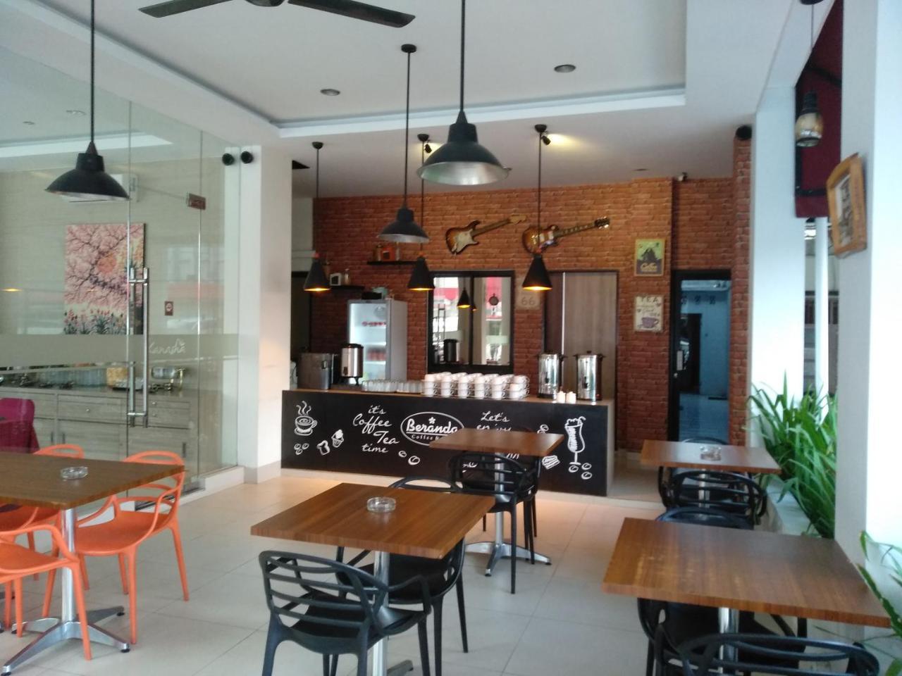Kanasha Islami Medan Esterno foto